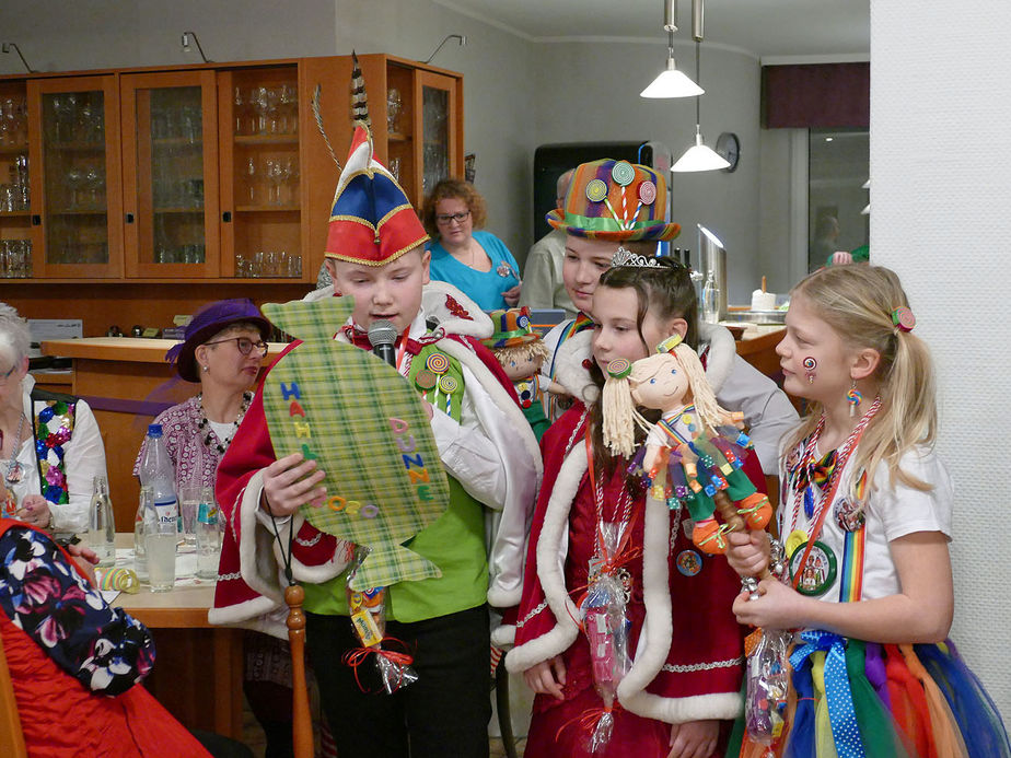 Frauenkarneval der kfd im Landhotel Weinrich (Foto: Karl-Franz Thiede)